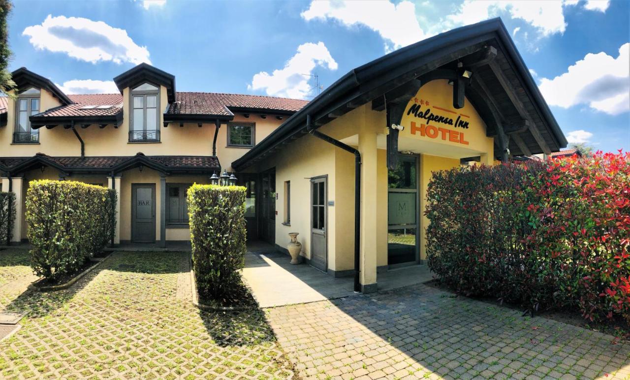 Hotel Malpensa Inn Aereoporto Tornavento エクステリア 写真