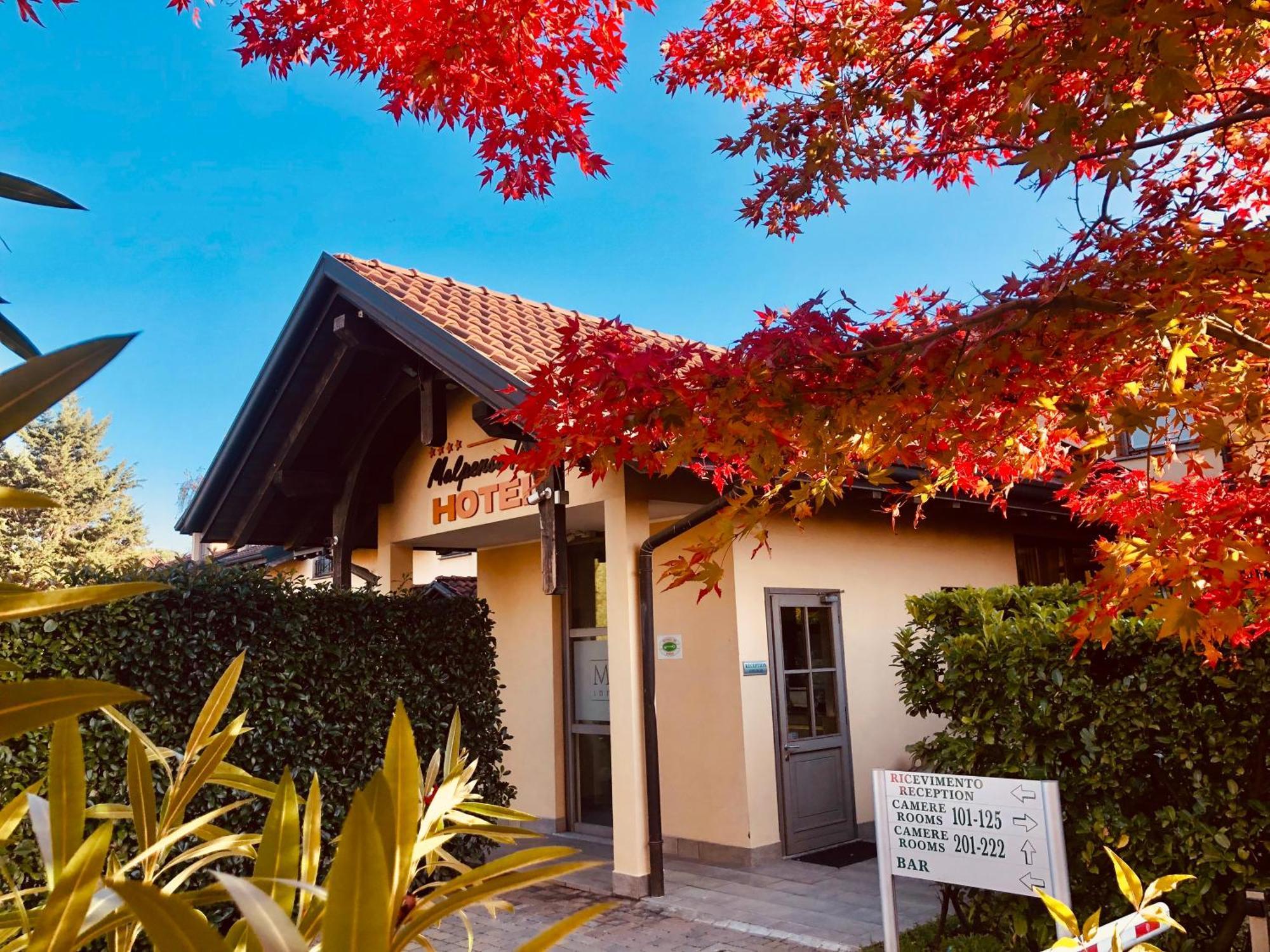 Hotel Malpensa Inn Aereoporto Tornavento  エクステリア 写真