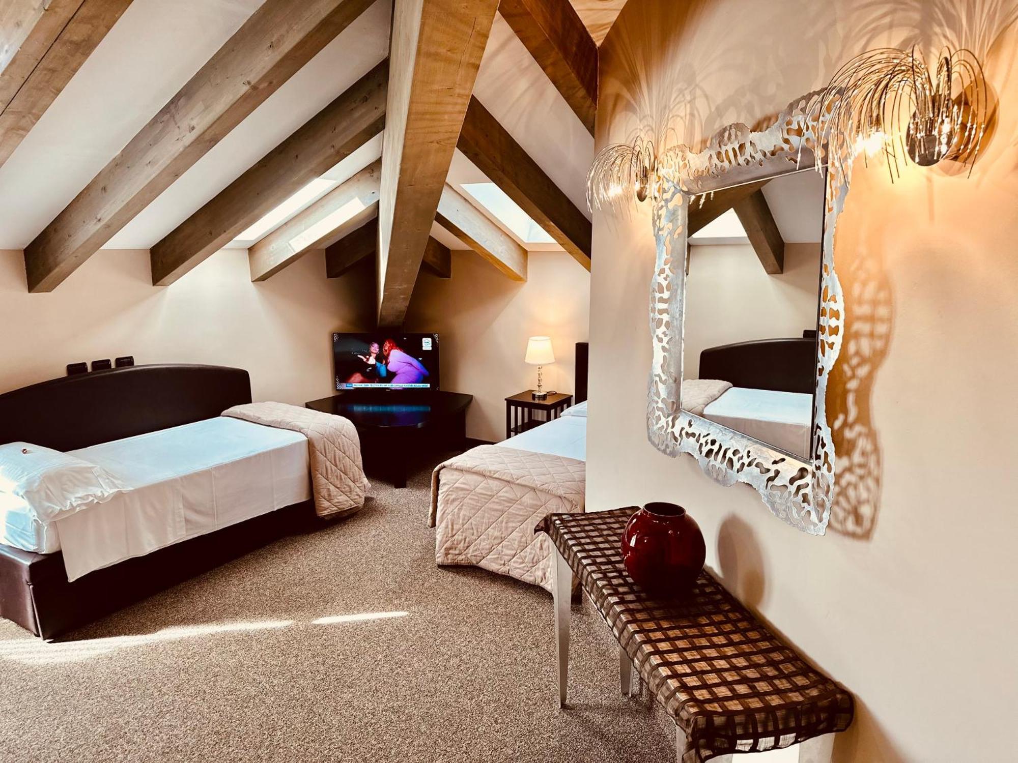 Hotel Malpensa Inn Aereoporto Tornavento エクステリア 写真